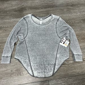 Jessica Simpson long sleeve shirt. Size small. New with tags.